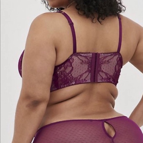 ❌SOLD❌ Torrid (Size 4) Matching Bralette & Hipster Panty Set - Picture 4 of 5